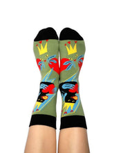 Chaussettes colorés par paire ou à l'unique marque français avec design en collaboration avec des artistes par Quanailles sur meanwhile boutique